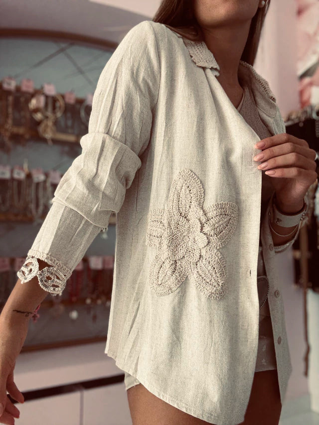 Camisa saco elogia