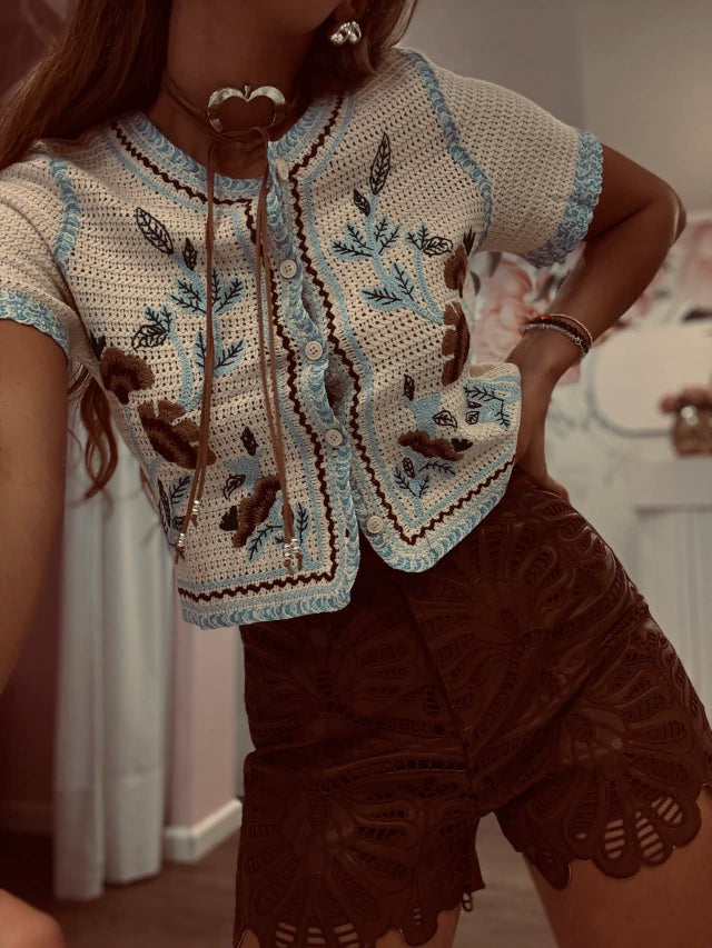 Short Vivi