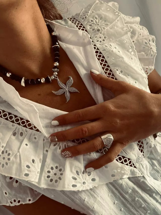 Collar
